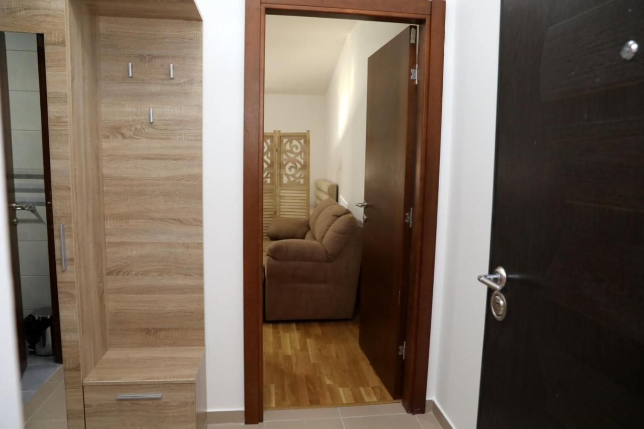 Apartman Frida Apartment Niksic Ngoại thất bức ảnh